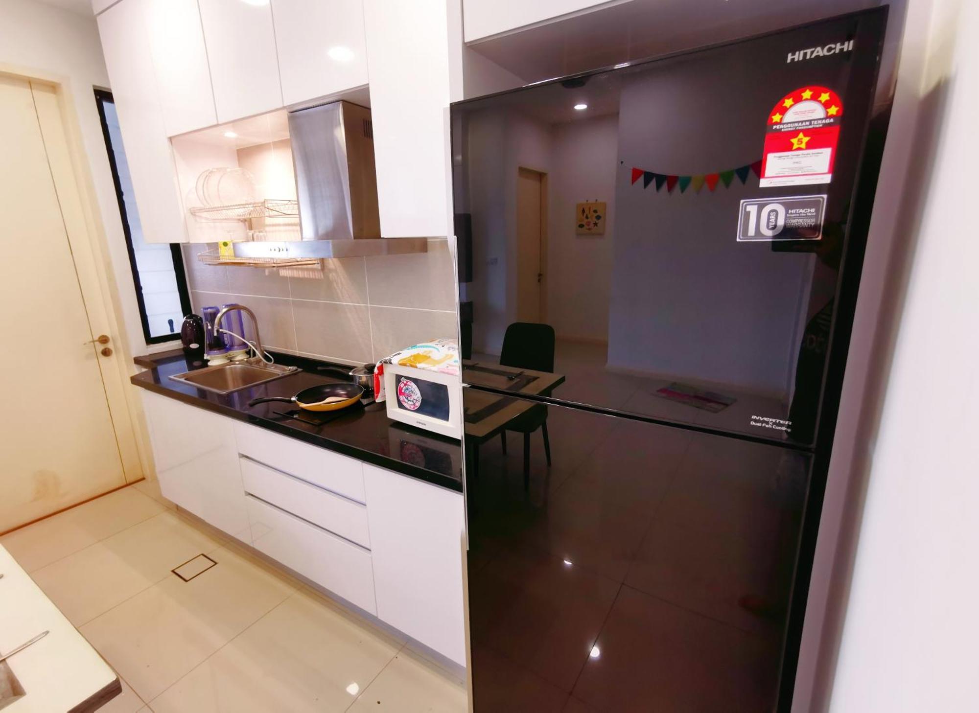 Legoland 3Min Lakeview Happyrainbowsuite 7Pax 2R2B Nusajaya  Bagian luar foto